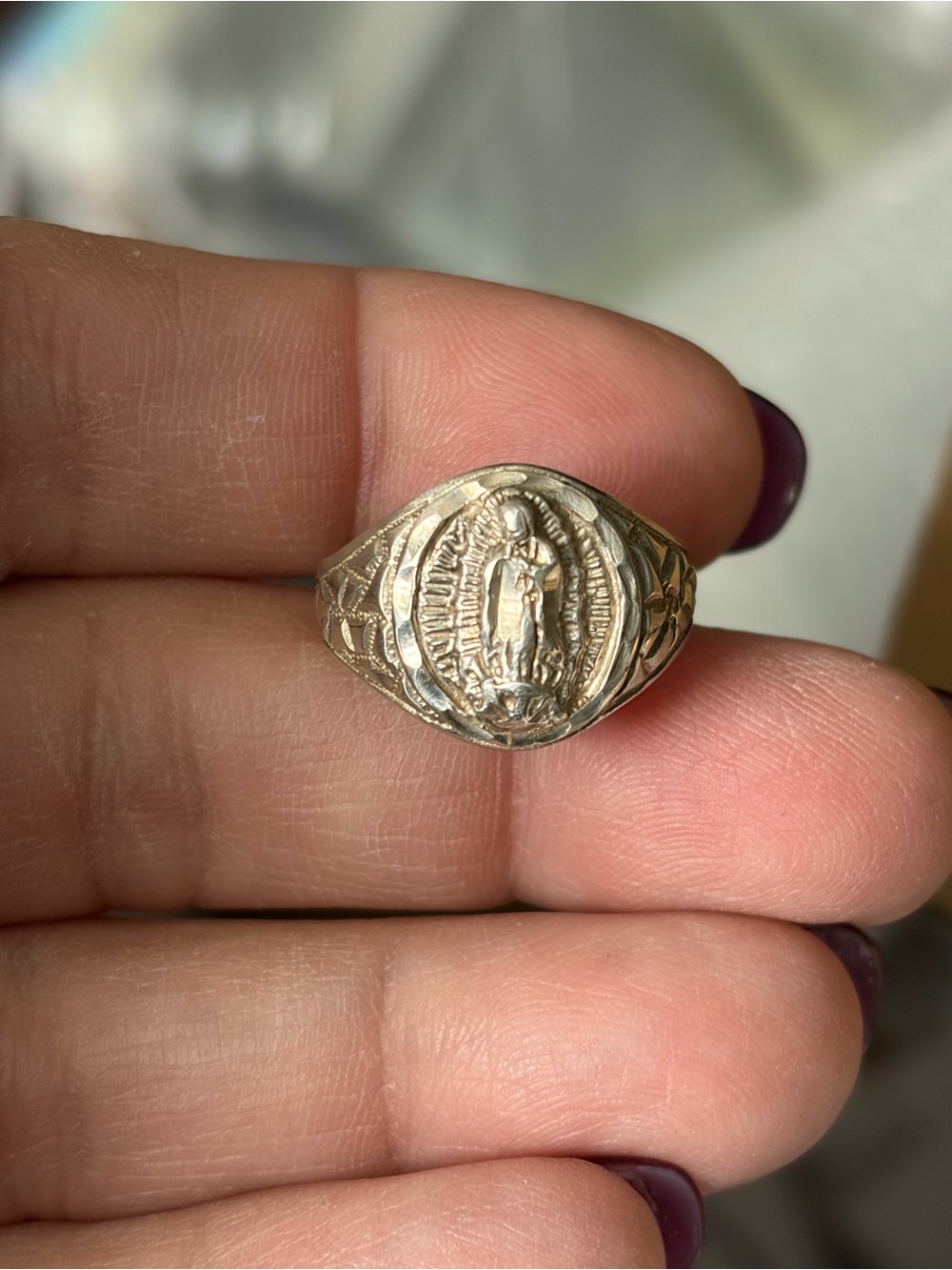 Nice Carved Sterling Silver religious Virgin Mary? signet ring,